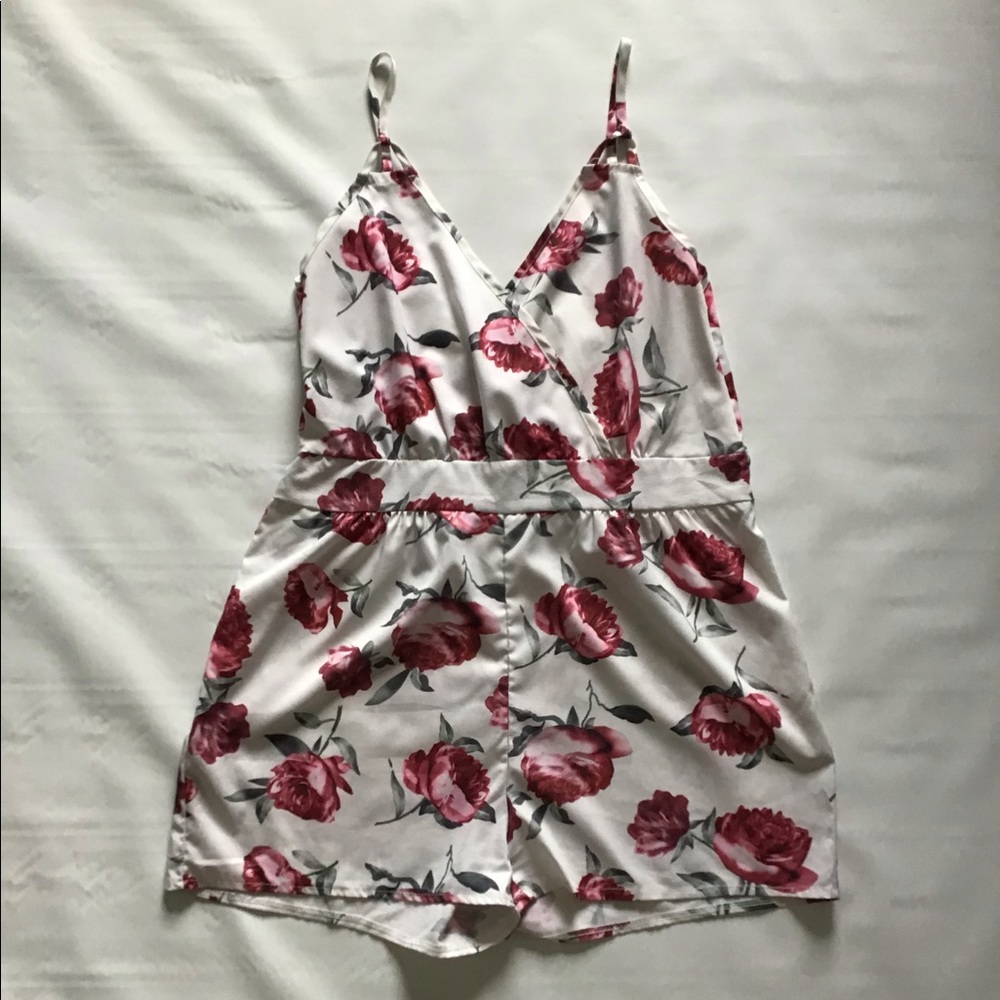 🌹ROSES ROMPER🌹 light fabric L
